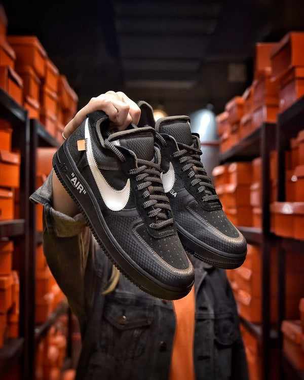 Nike Air Force 1 Low Off-White Black White, Lifestyle View 6, SKU AO4606-001