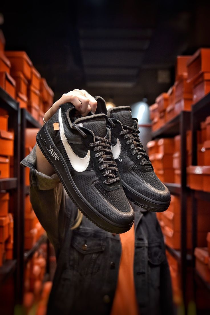 Nike Air Force 1 Low Off-White Black White, Lifestyle View 6, SKU AO4606-001
