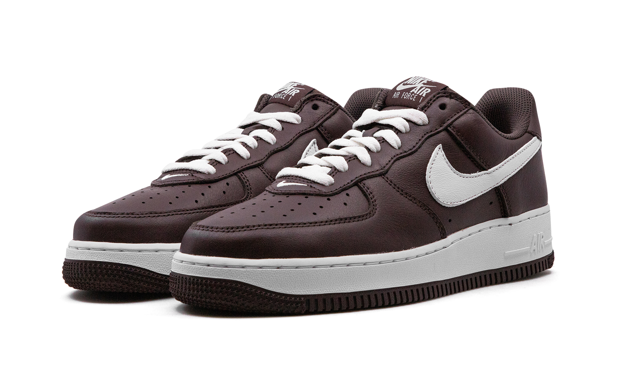 nike air force 1 low retro color of the month chocolate+FD7039-200+diagnol left view