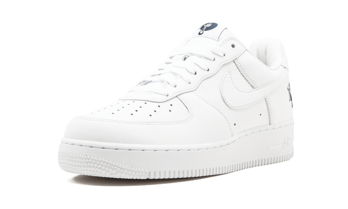 nike air force 1 low roc a fella af100+AO1070-101+left diagnol single view