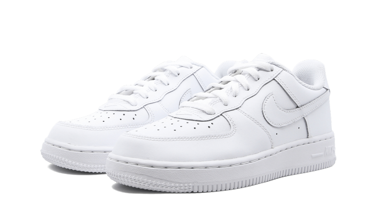 nike air force 1 low triple white 2017 ps+314193-117+diagnol left view