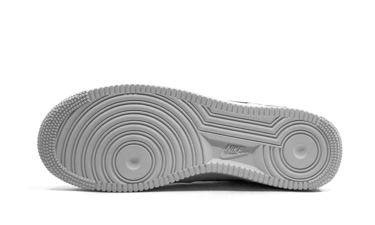 nike air force 1 low white black 2020+CJ0952-100+bottom view