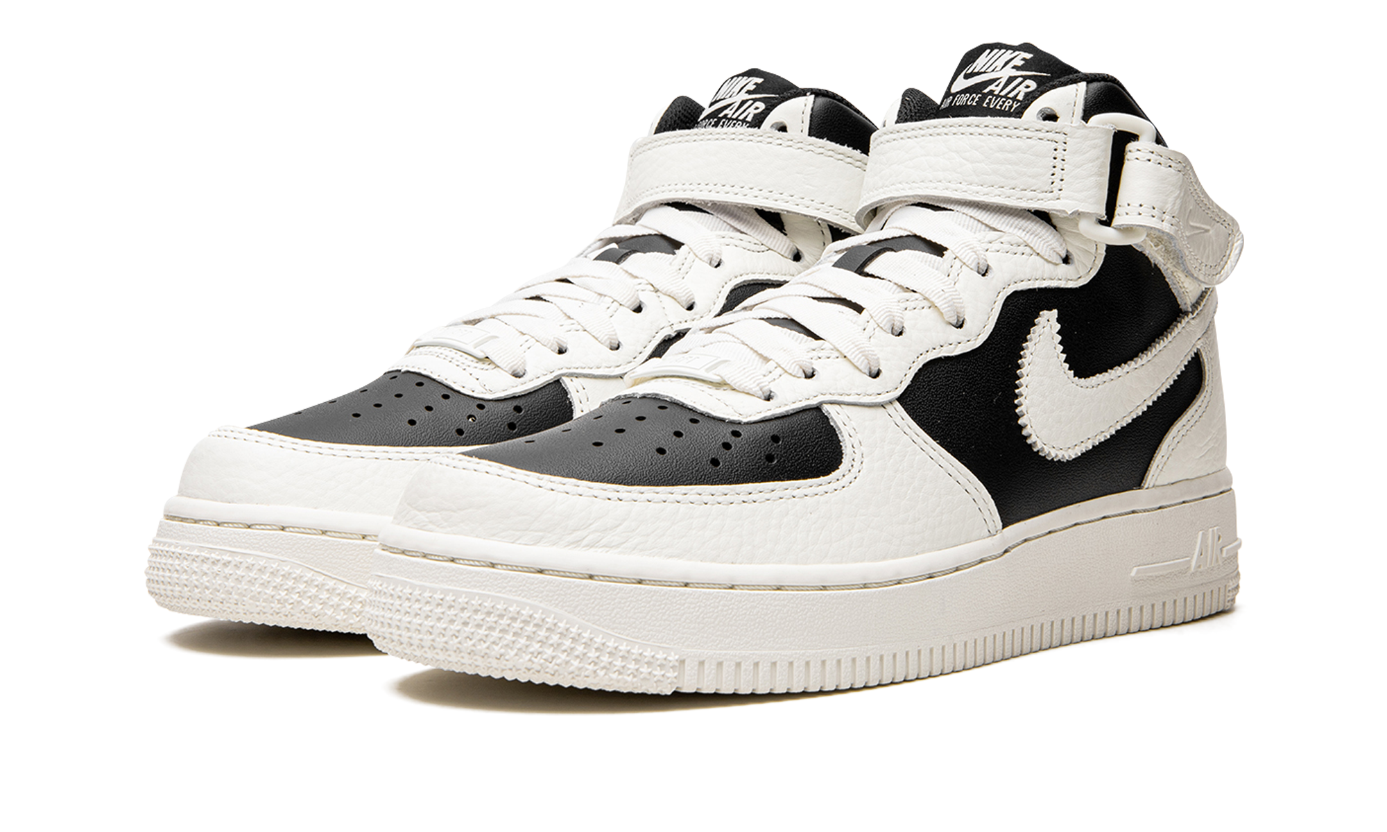 nike air force 1 mid 07 every 1 reverse panda women s+DV2224-001+diagnol left view