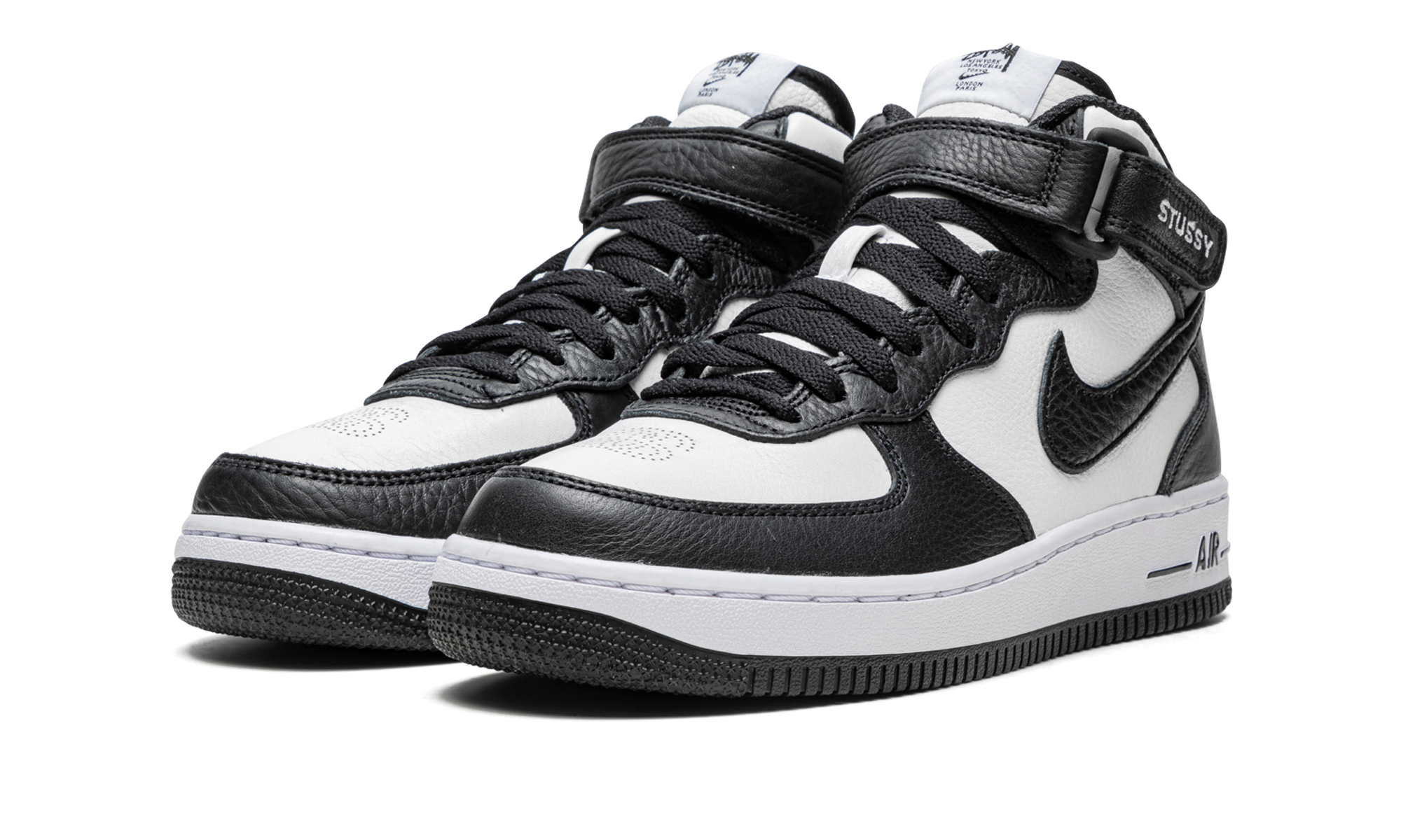 nike air force 1 mid stussy light bone black+DJ7840-002+diagnol left view