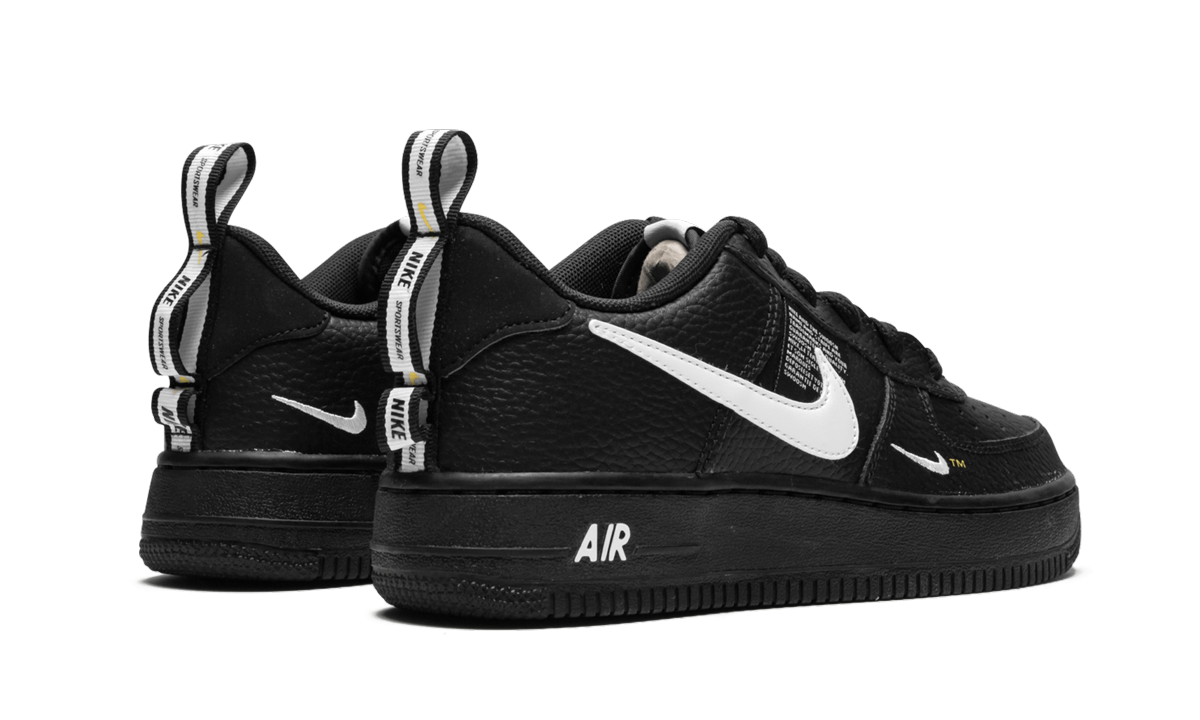nike air force 1 utility black white gs+AR1708-001+diagnol right behind view