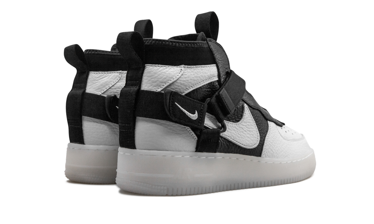 nike air force 1 utility mid orca+AQ9758-100+diagnol right behind view