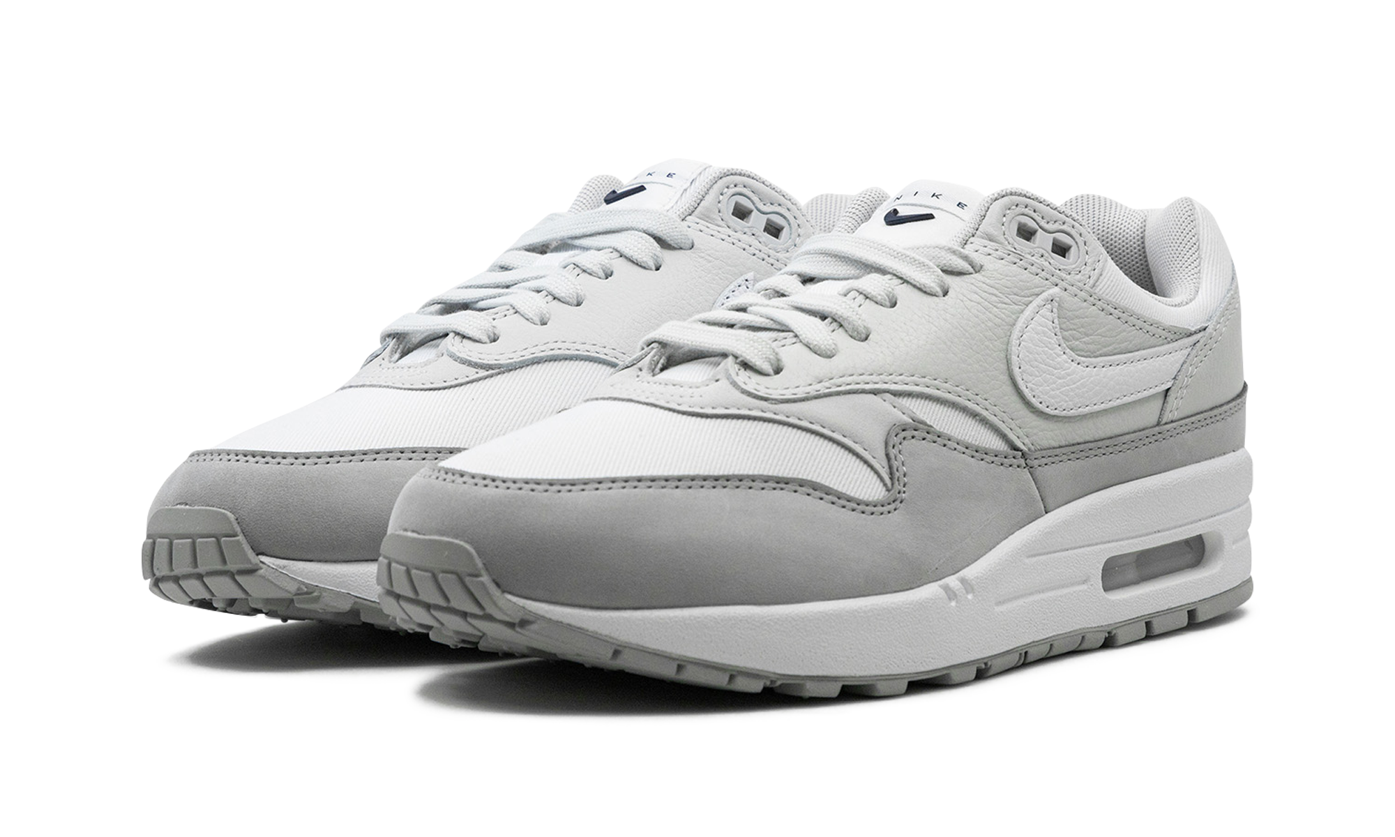nike air max 1 87 lx light smoke grey women s+FN0564-001+diagnol left view
