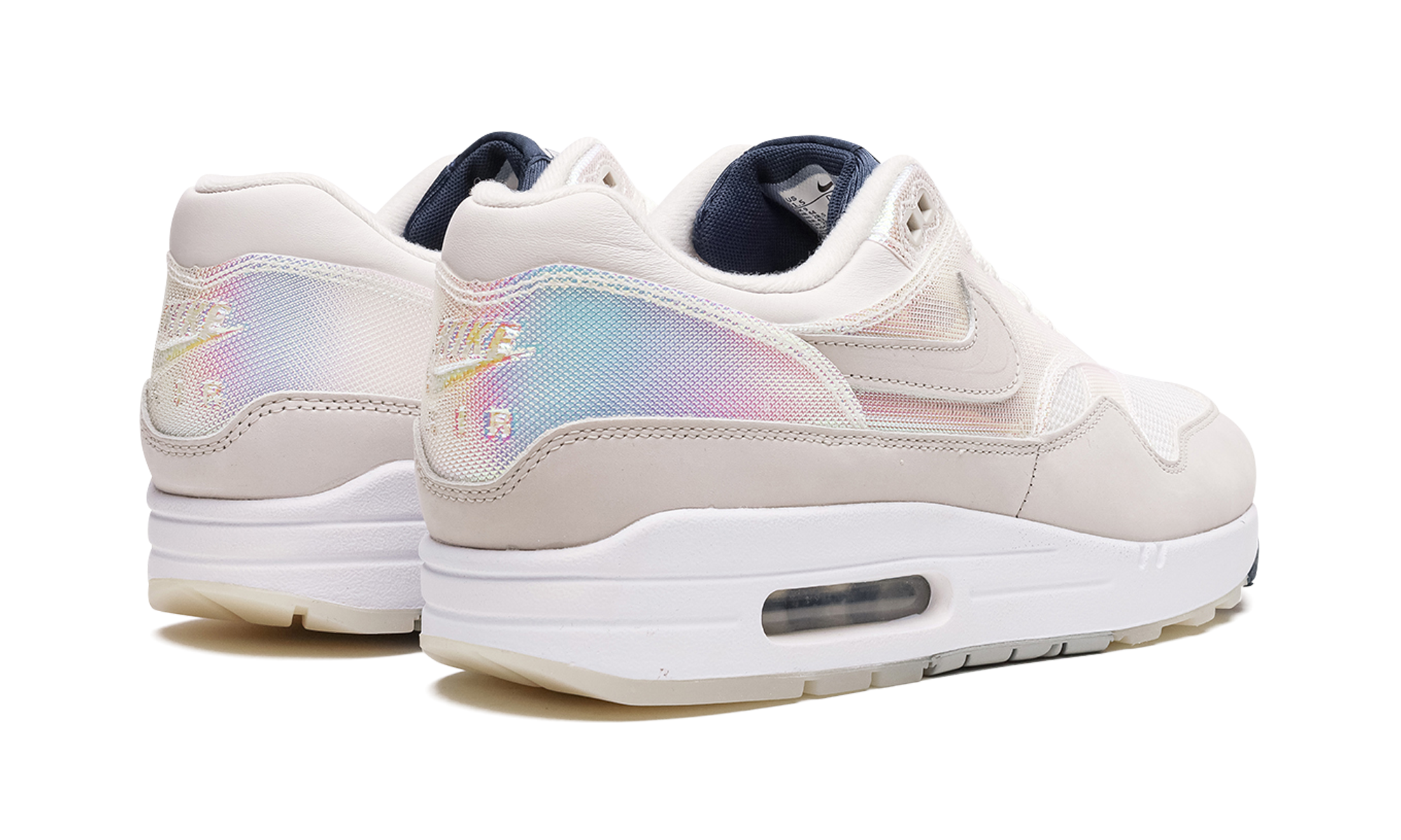 nike air max 1 amd la ville lumiere women s+DQ9326-100+diagnol right behind view