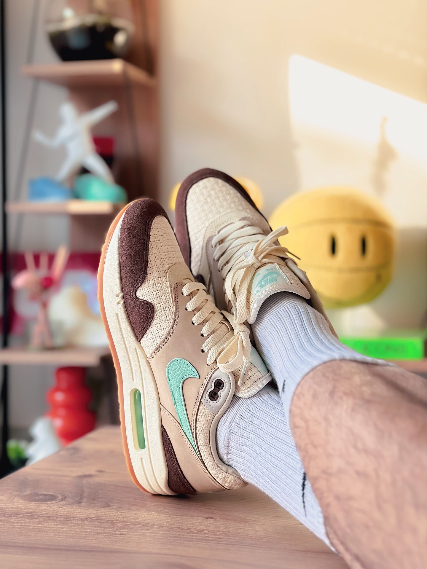 Nike Air Max 1 Crepe Brown (2022), Lifestyle View 2, SKU FD5088-200