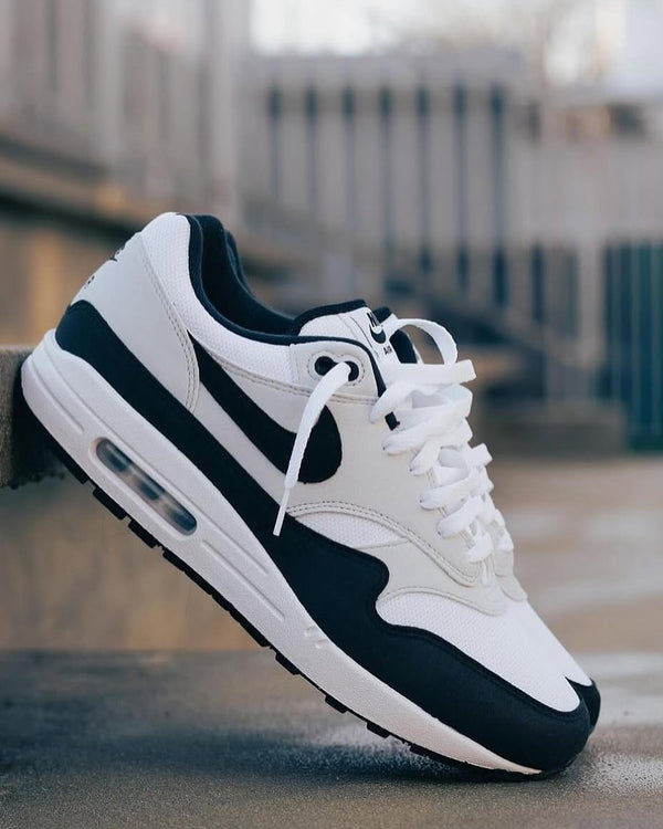 Nike Air Max 1 Essential White Pure Platinum Black, Lifestyle View 5, SKU FZ5808-102