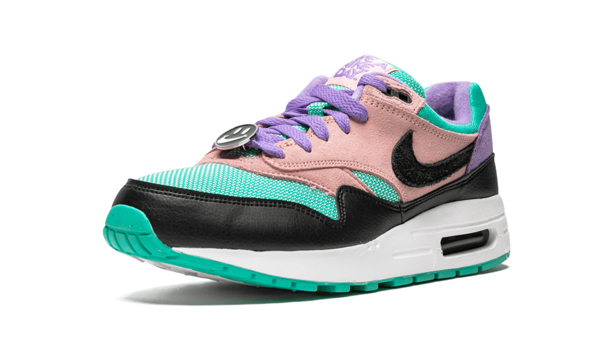 nike air max 1 have a nike day gs+AT8131-001+left diagnol single view