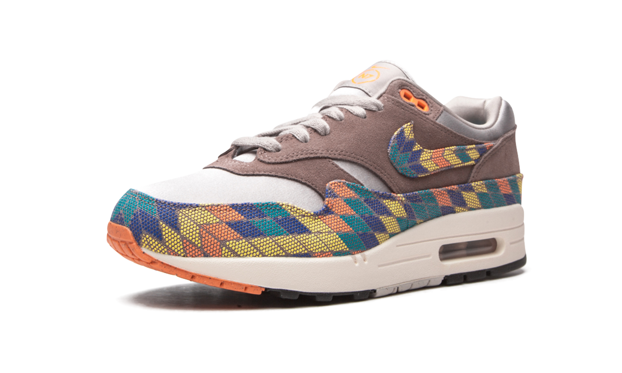 nike air max 1 n7 2020+DA1346-200+left diagnol single view