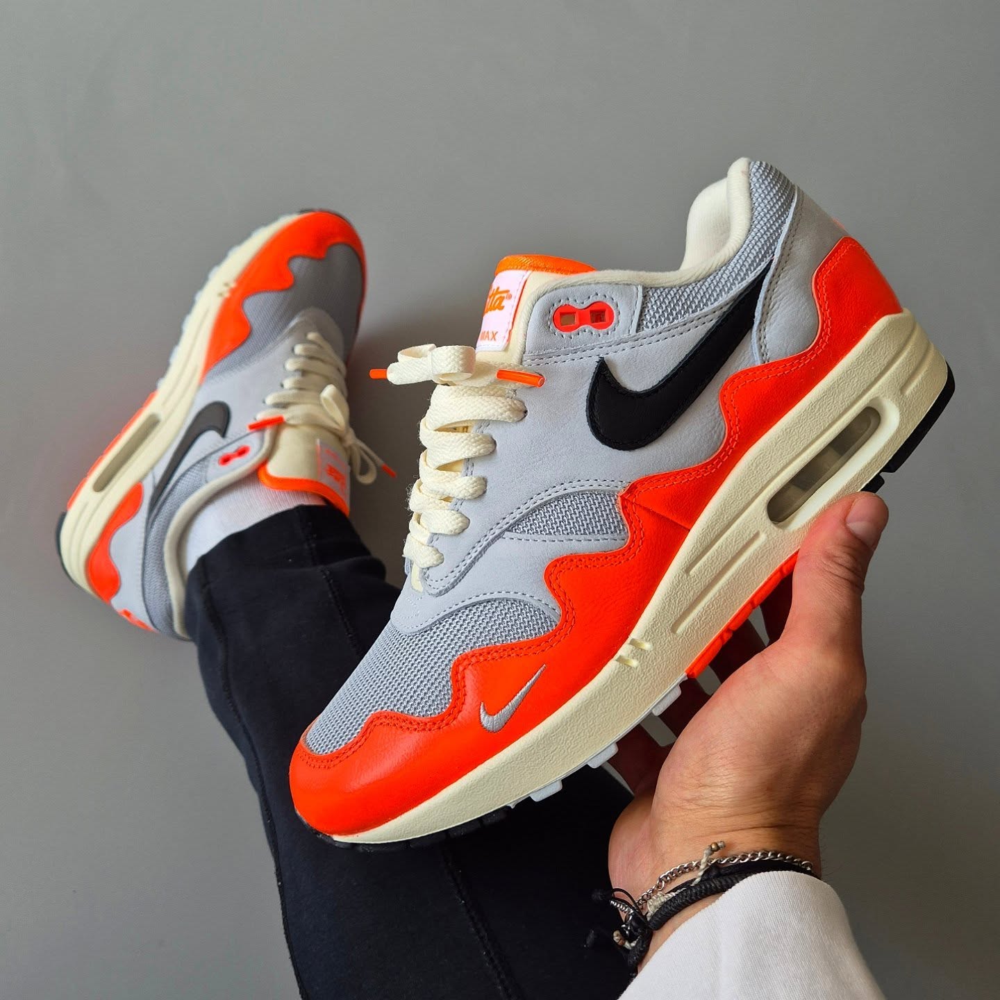 Nike Air Max 1 Patta Waves Hyper Crimson Pure Platinum, Lifestyle View 4, SKU II7055-800