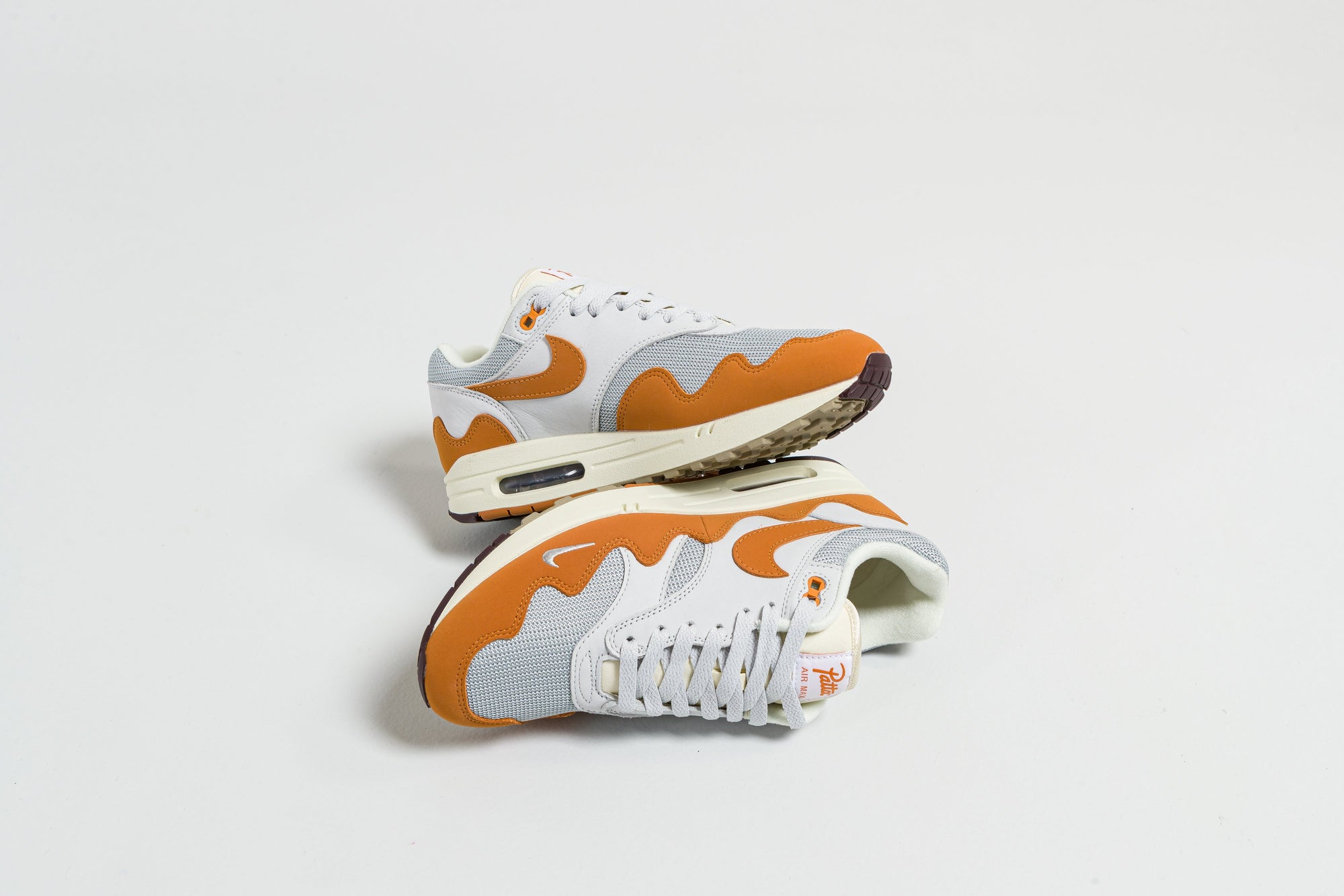 Nike Air Max 1 Patta Waves Monarch (without Bracelet), Lifestyle View 1, SKU DH1348-001