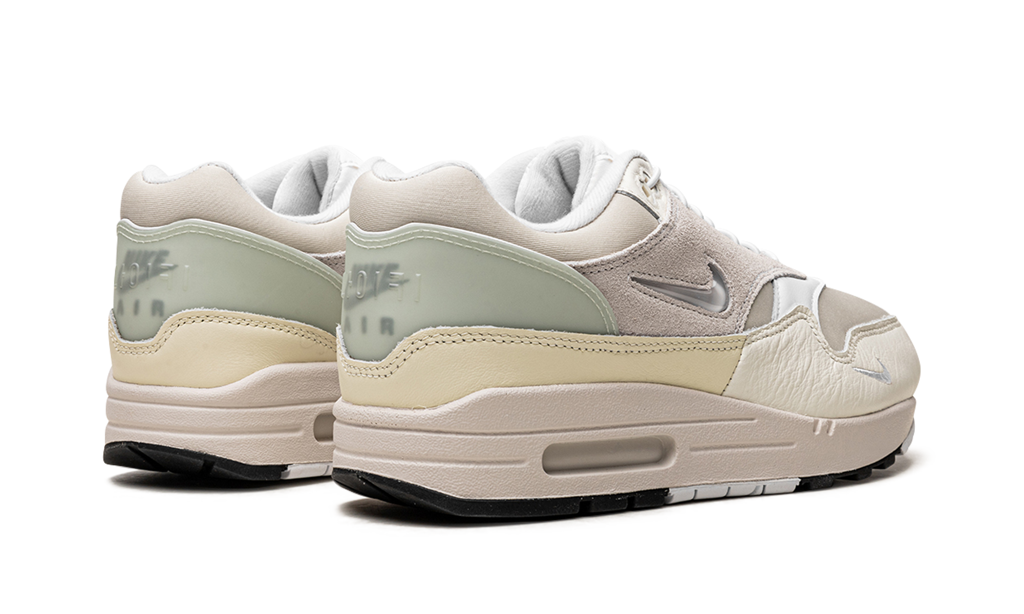 nike air max 1 premium hangul day+DZ5317-121+diagnol right behind view