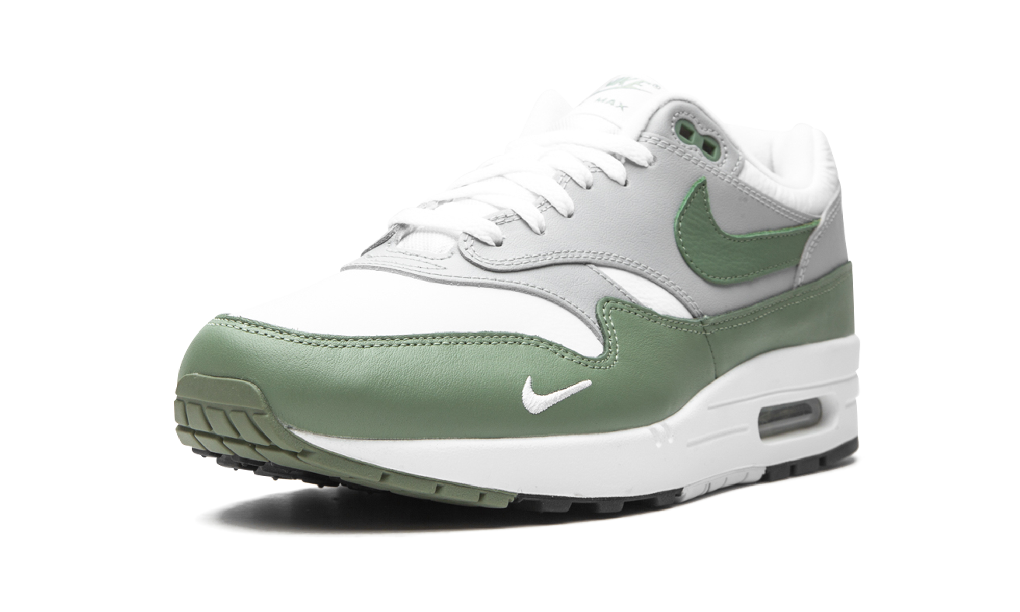 nike air max 1 spiral sage+DB5074-100+left diagnol single view