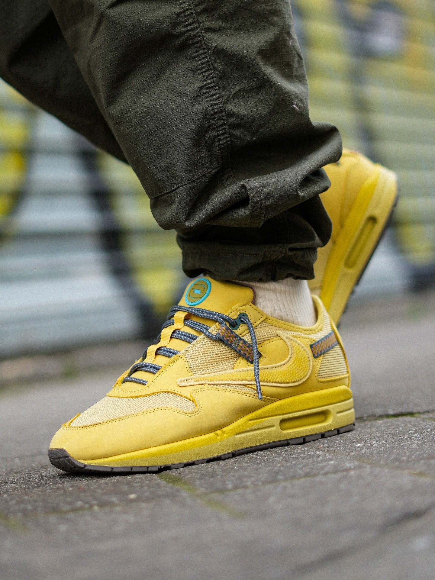 Nike Air Max 1 Travis Scott Cactus Jack Saturn Gold, Lifestyle View 3, SKU DO9392-700