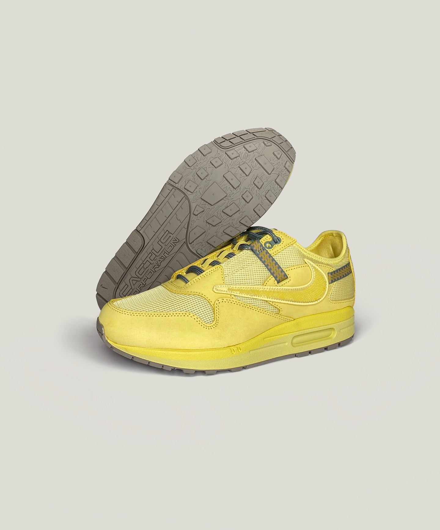 Nike Air Max 1 Travis Scott Cactus Jack Saturn Gold, Lifestyle View 1, SKU DO9392-700