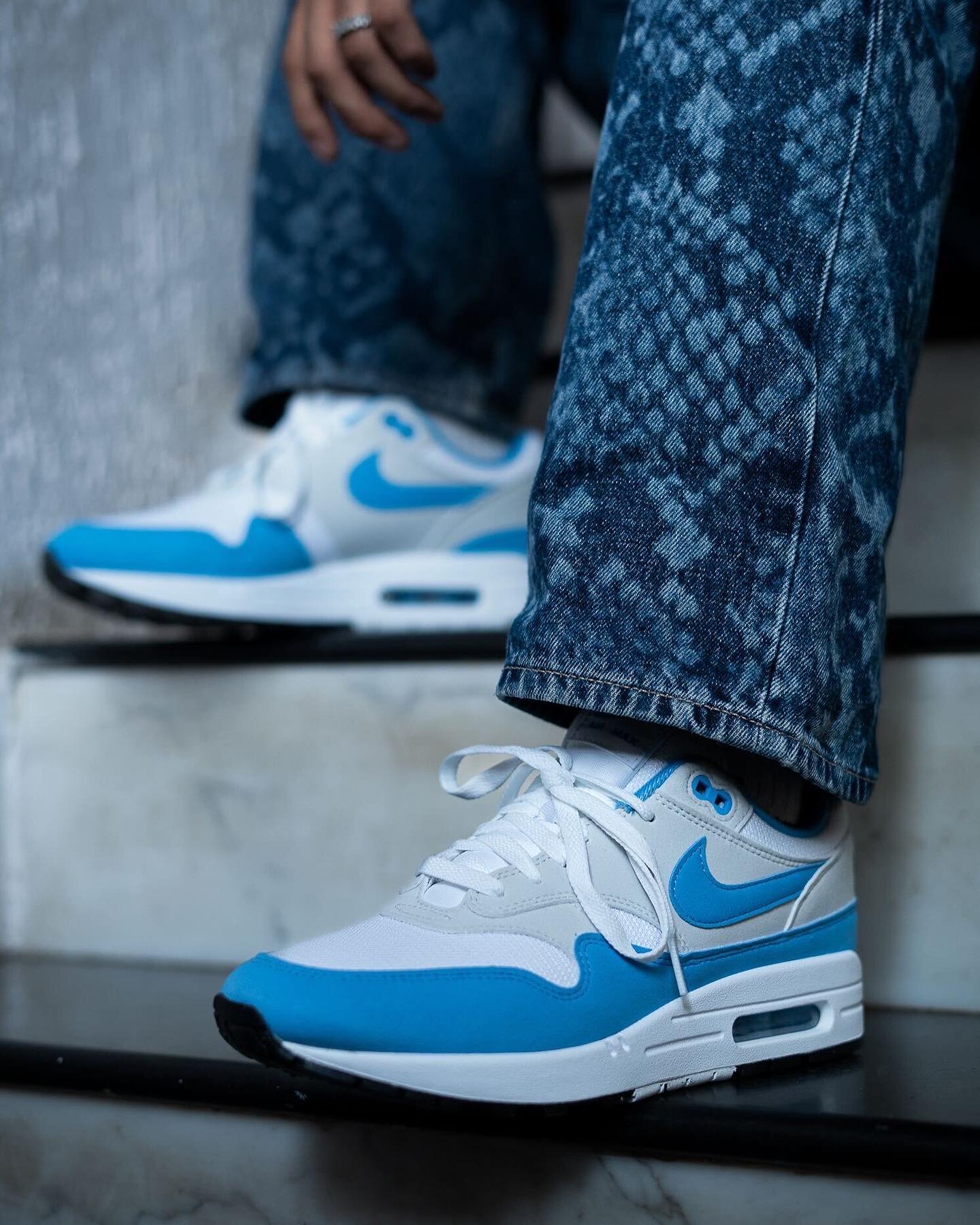 Nike Air Max 1 White University Blue, Lifestyle View 3, SKU FD9082-103