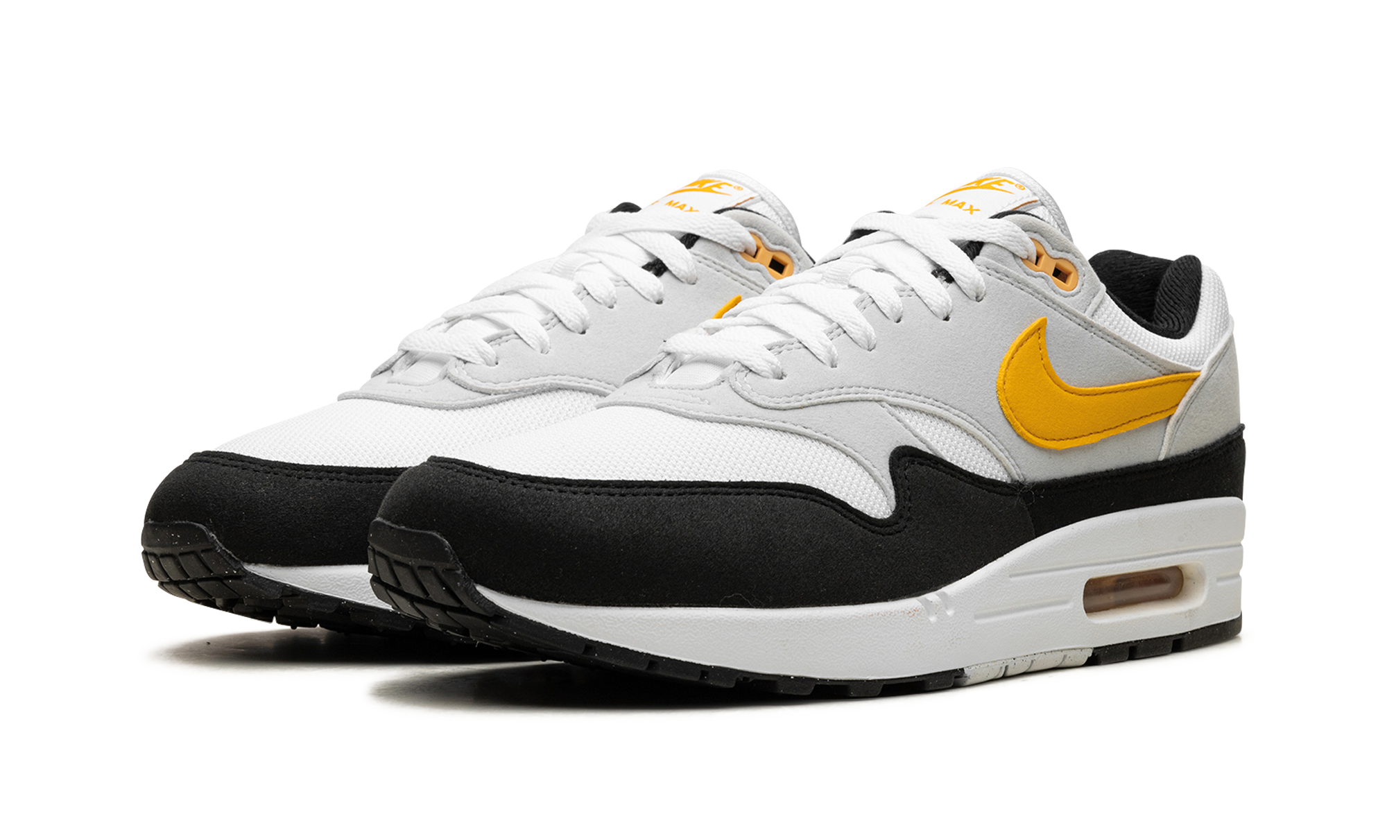 nike air max 1 white university gold+FD9082-104+diagnol left view