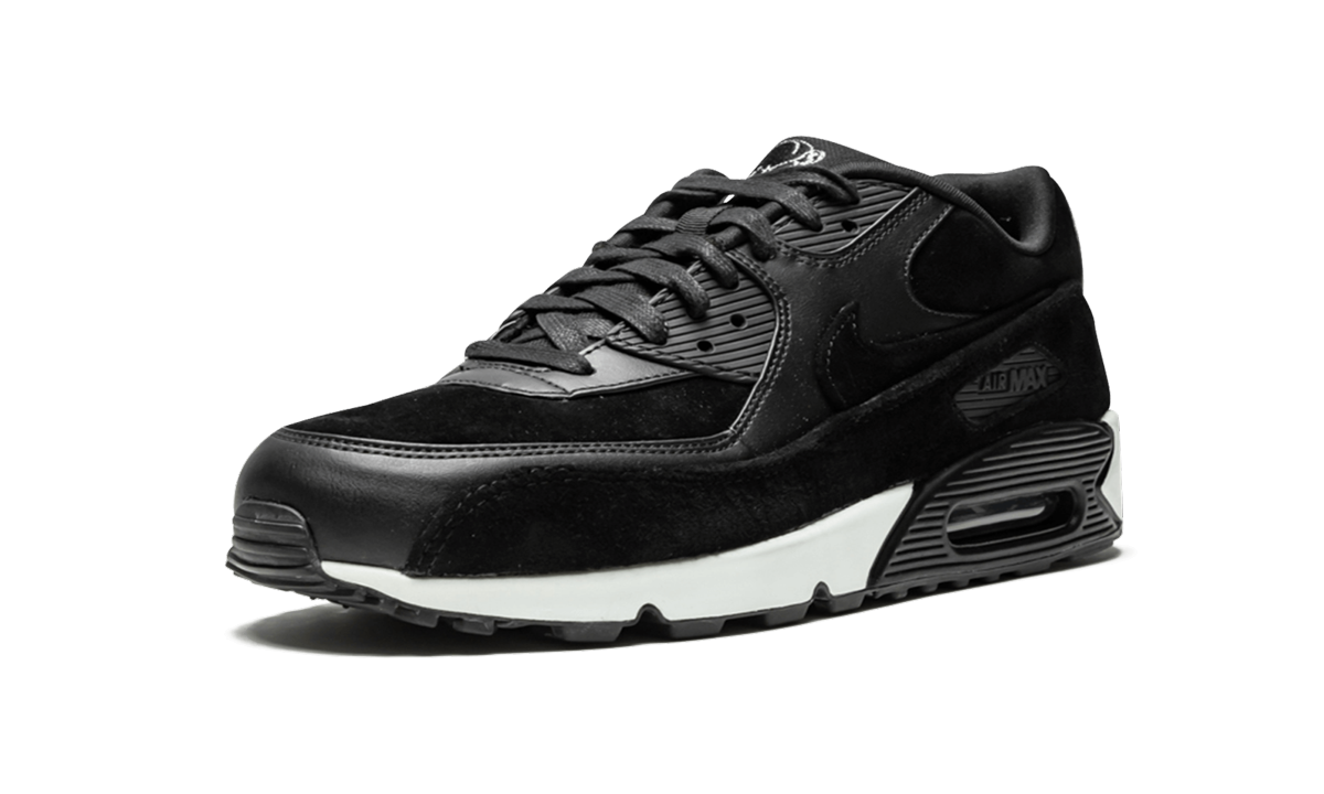 nike air max 90 rebel skulls+700155-009+left diagnol single view