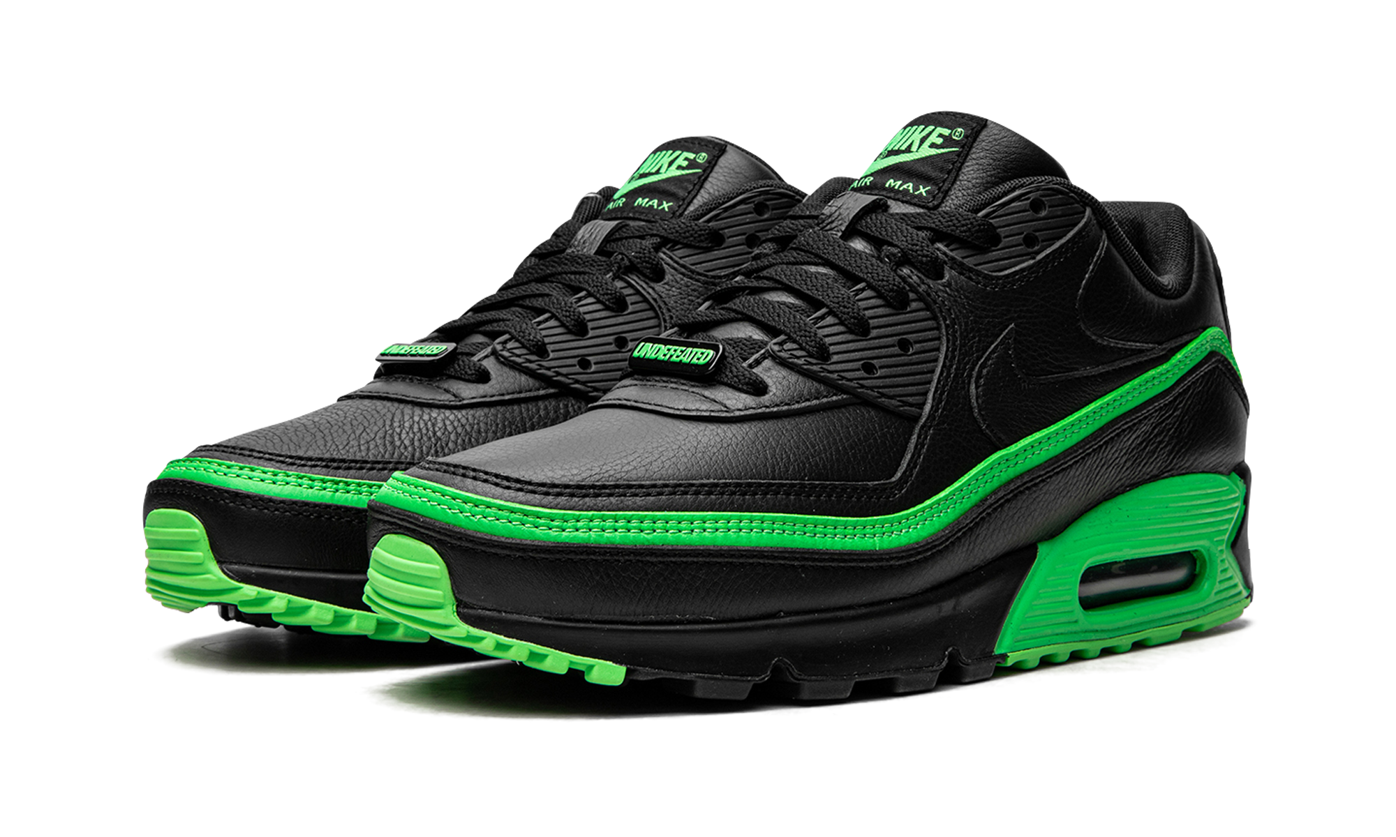 nike air max 90 undefeated black green+CJ7197-004+diagnol left view