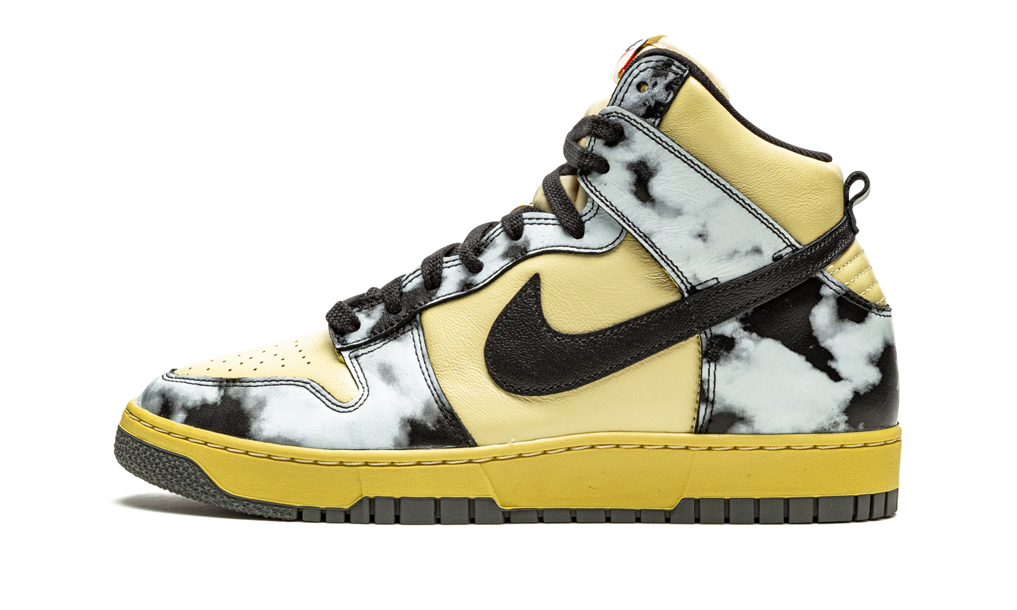nike dunk high 1985 black acid wash+DD9404-700+diagnol right view 1