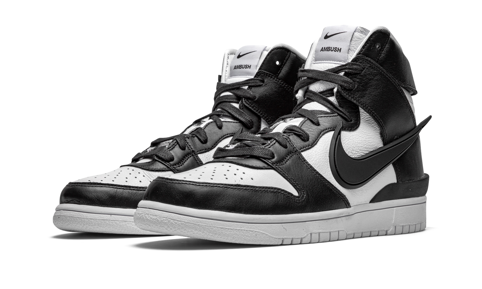 nike dunk high ambush black white+CU7544-001+diagnol left view