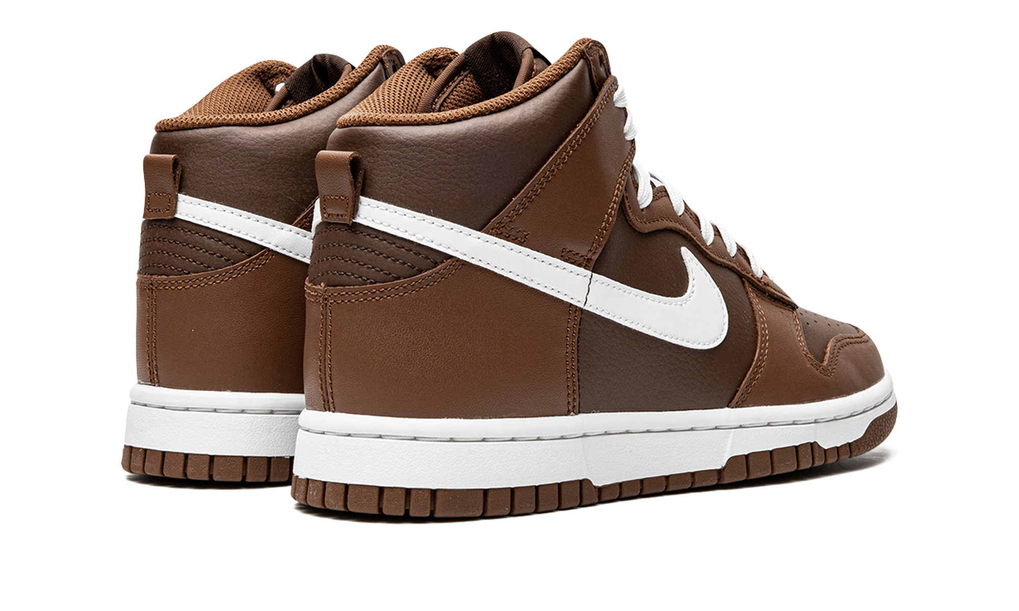 nike dunk high chocolate+DJ6189-200+diagnol right behind view
