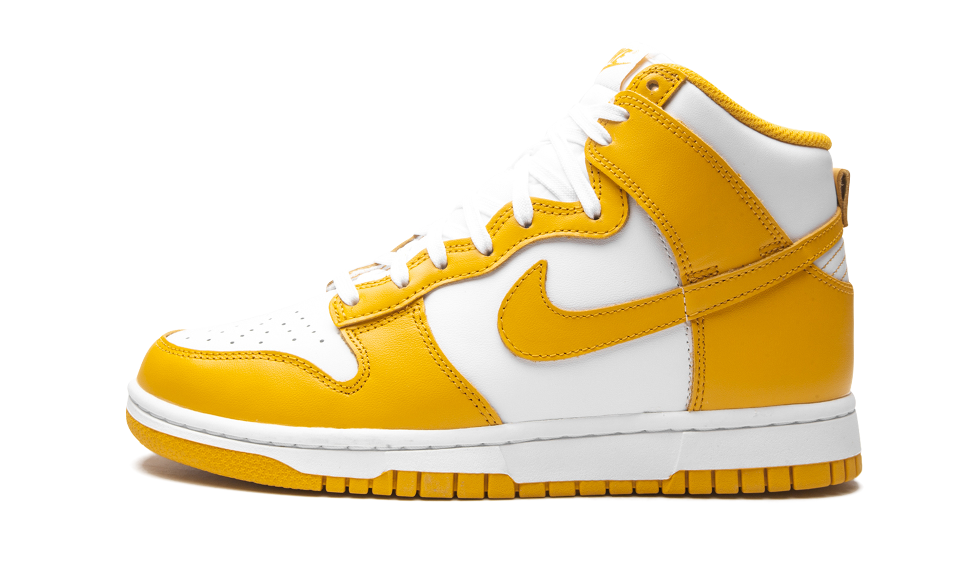 nike dunk high dark sulfur women s+DD1869-106+diagnol right view 1
