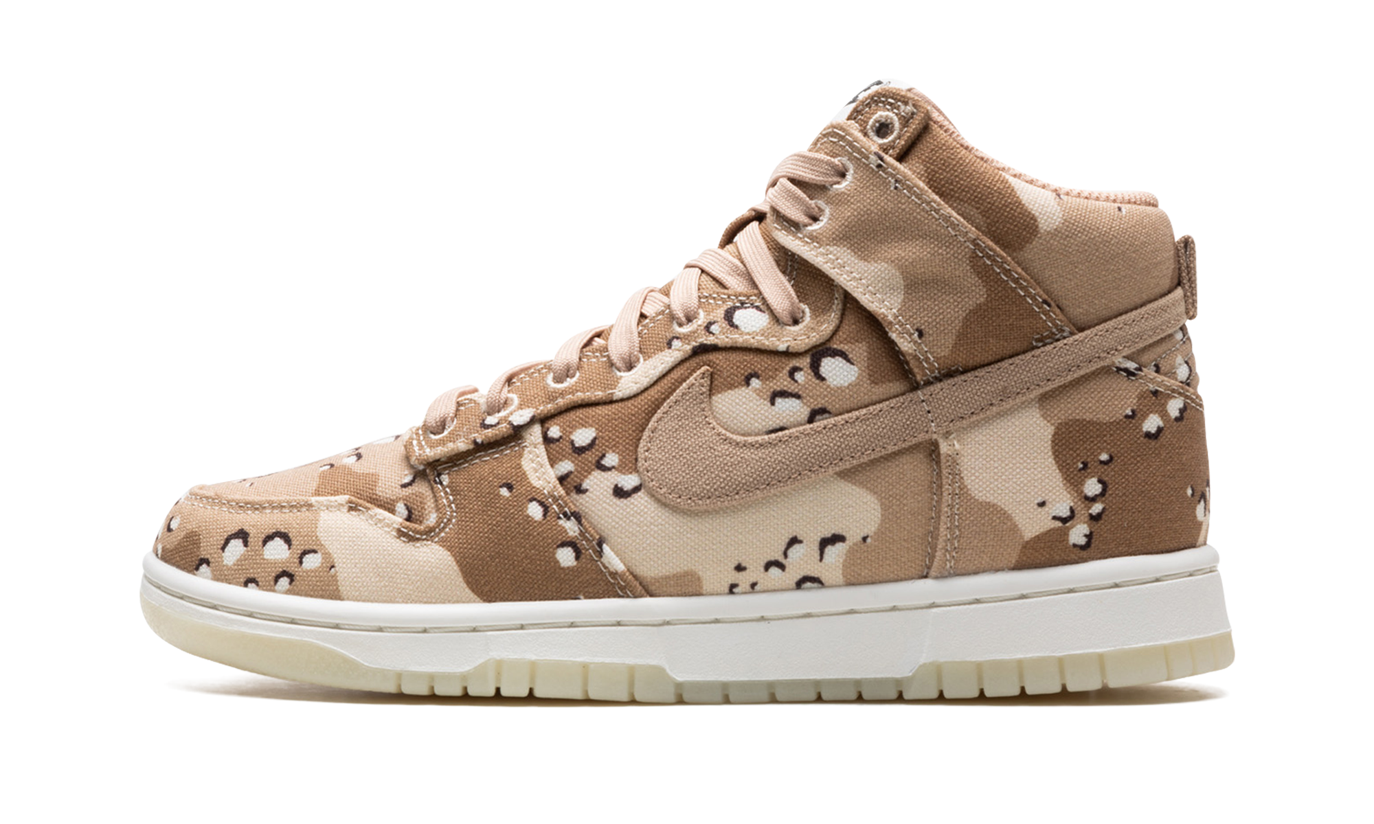 nike dunk high desert camo women s+DX2314-200+diagnol right view 1