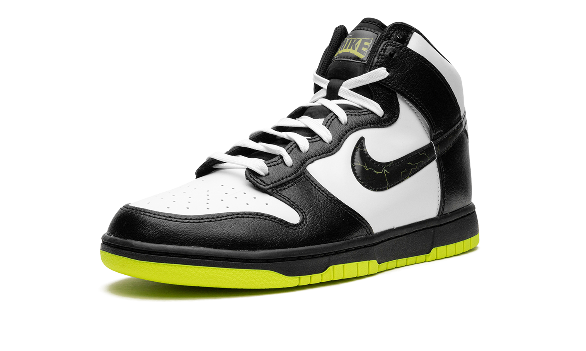 nike dunk high electric panda+FD0732-100+left diagnol single view
