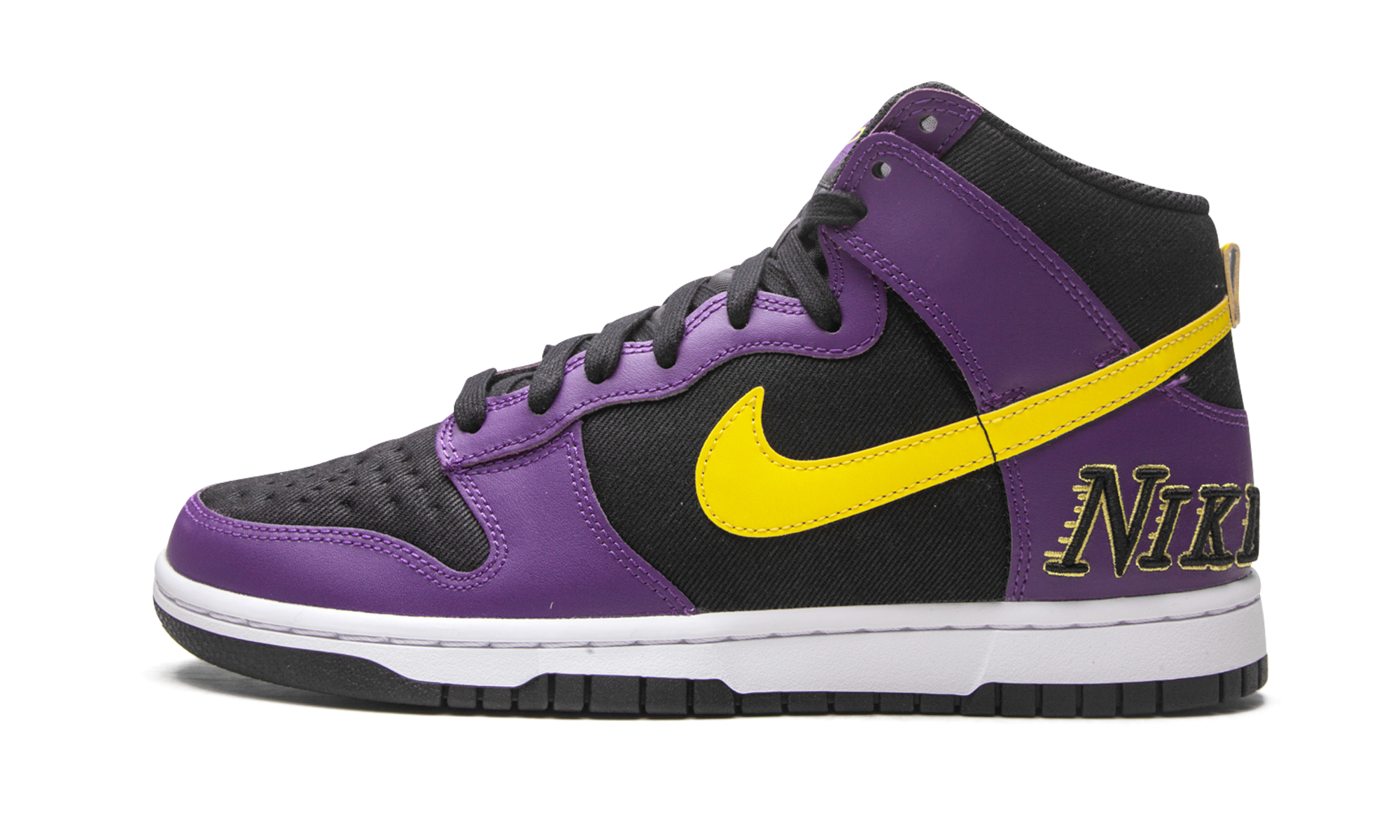 nike dunk high emb lakers+DH0642-001+diagnol right view 1