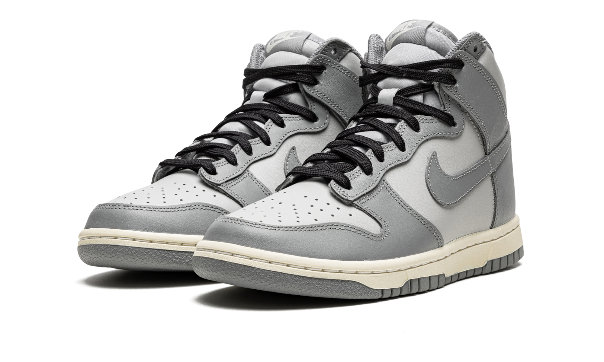 nike dunk high grey sail women s+DD1869-001+diagnol left view
