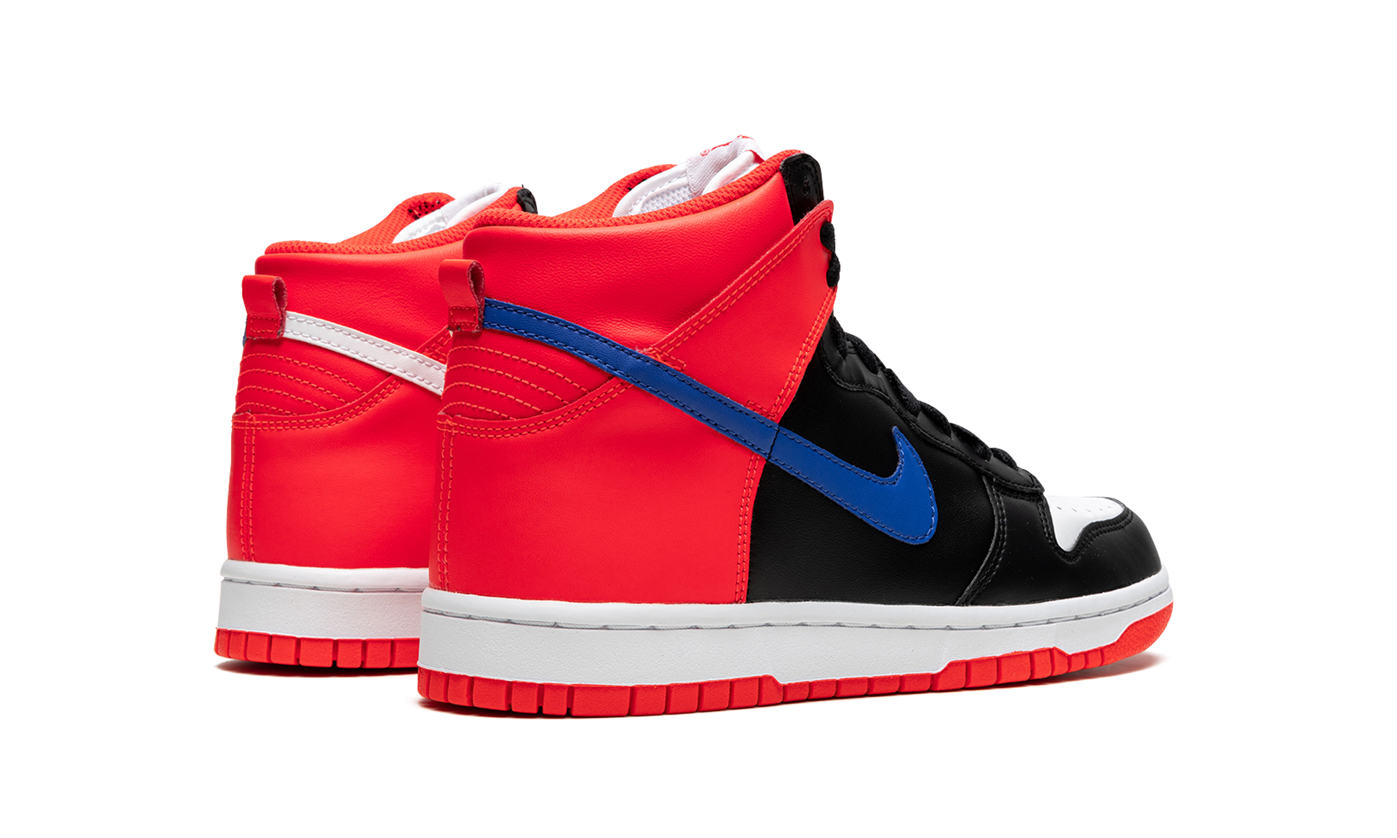 nike dunk high knicks gs+DB2179-001+diagnol right behind view