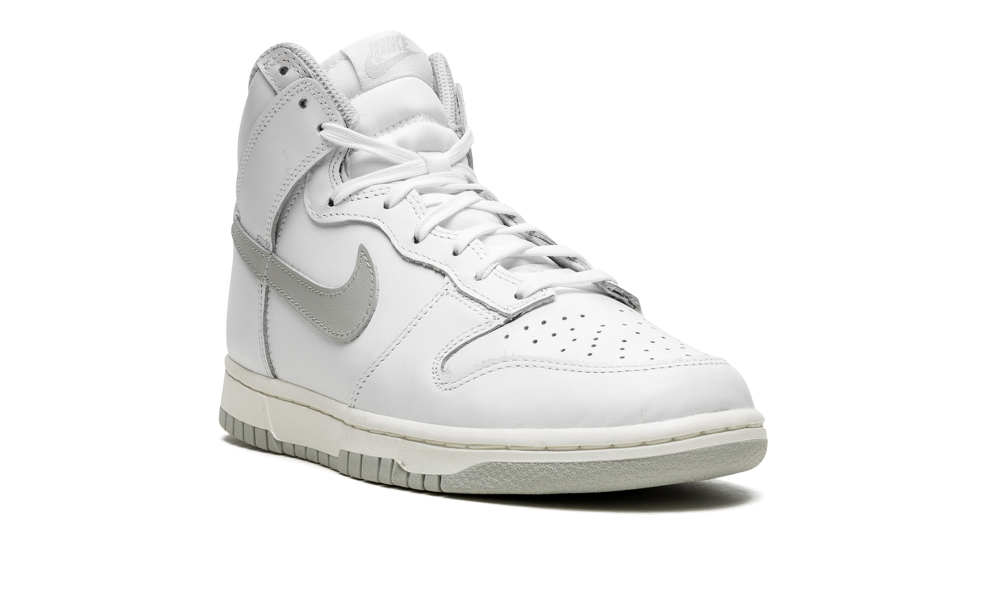 nike dunk high neutral grey women s+DD1869-111+diagnol right view