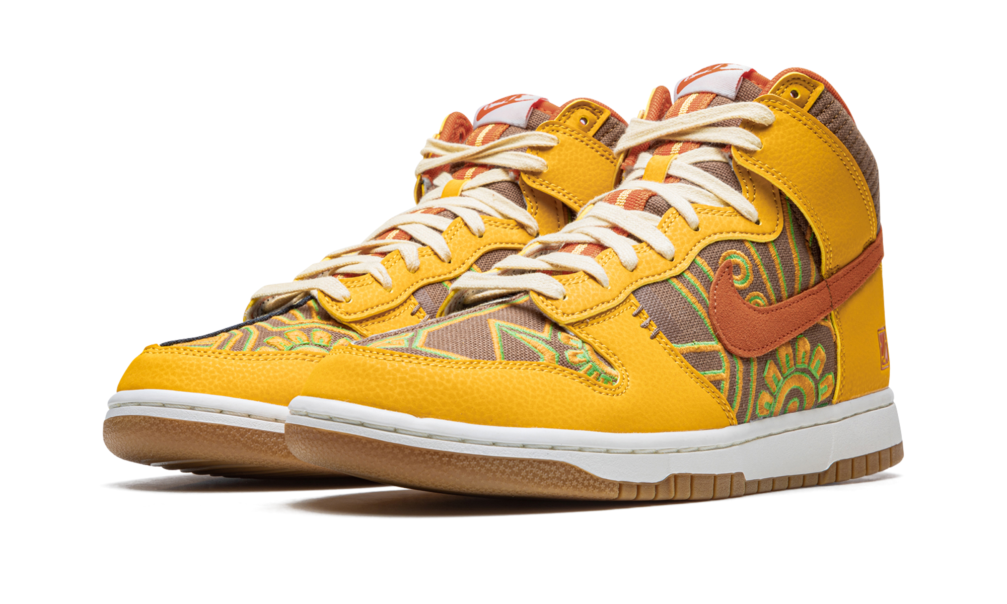 nike dunk high prm somos familia+DZ5354-045+diagnol left view