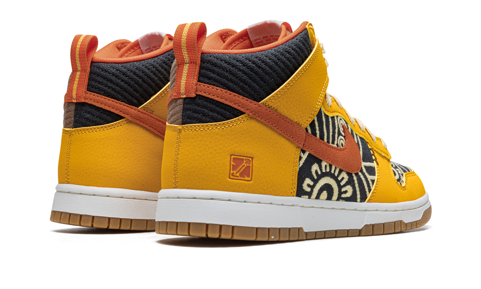 nike dunk high prm somos familia+DZ5354-045+diagnol right behind view