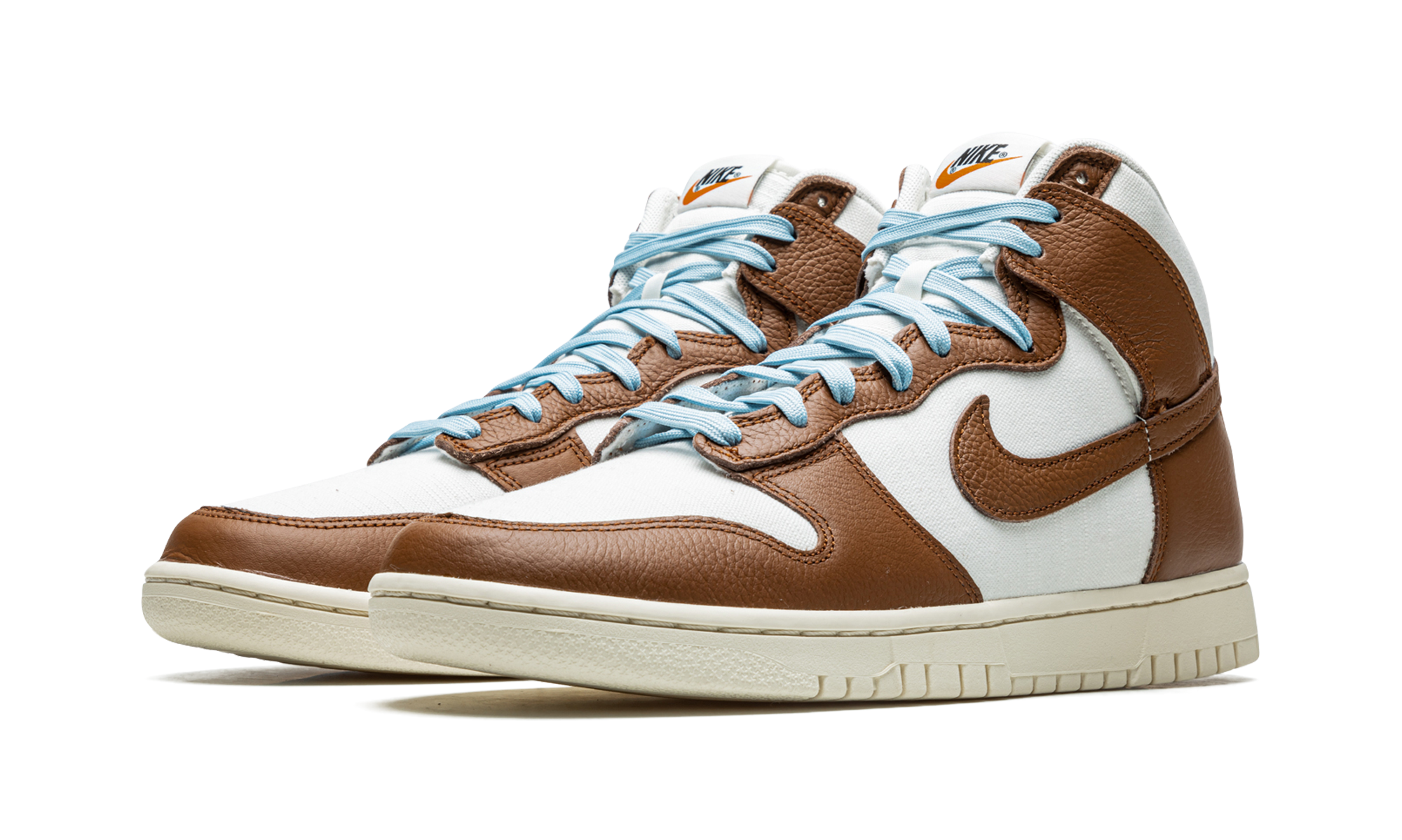 nike dunk high prm vintage pecan sail+DQ8800-200+diagnol left view