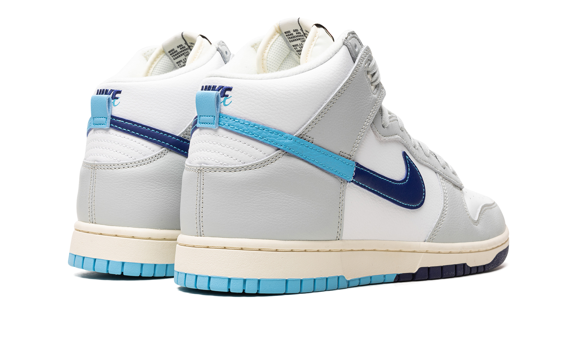 nike dunk high retro se split baltic blue+DZ2535-100+diagnol right behind view