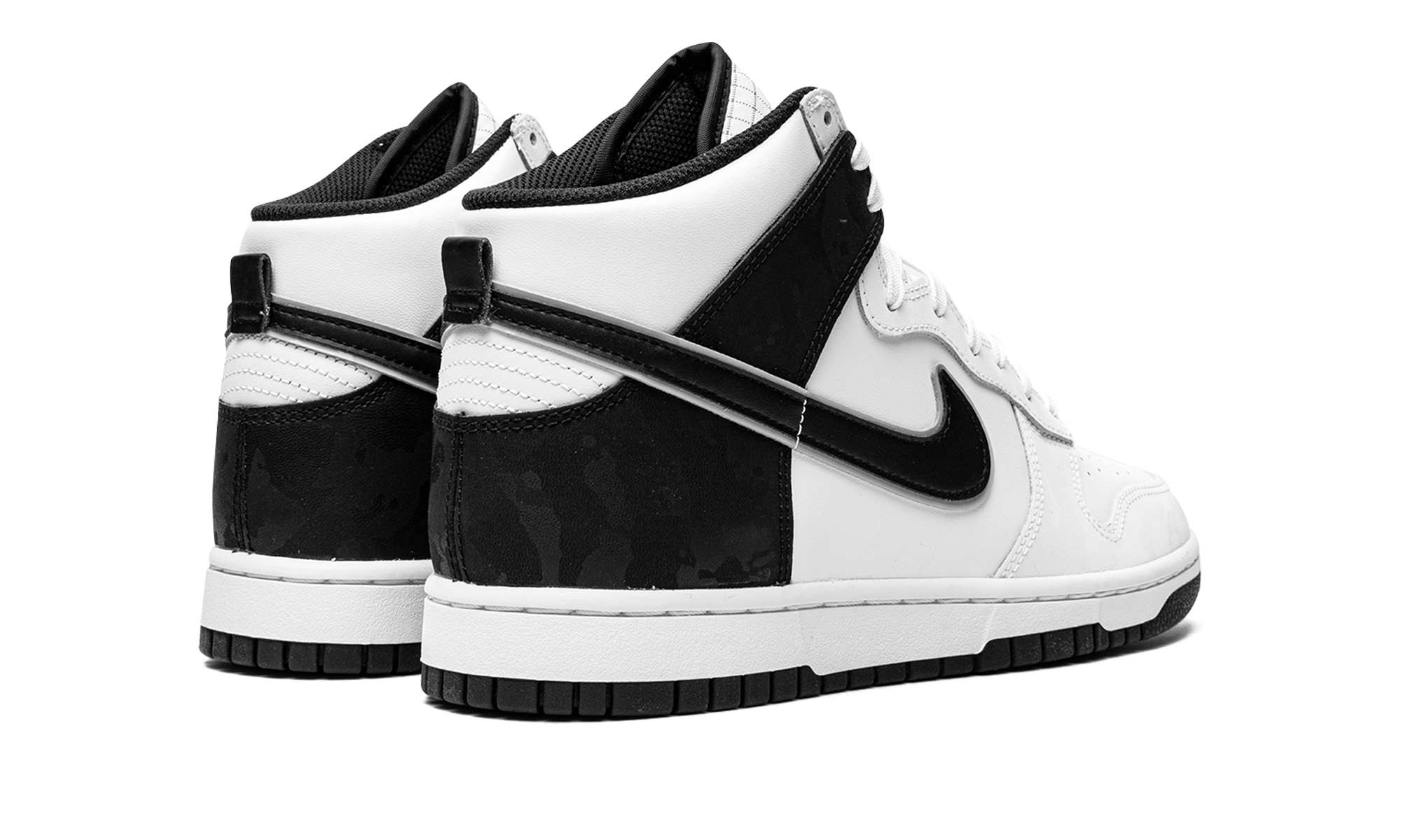 nike dunk high retro se white black camo+DD3359-100+diagnol right behind view
