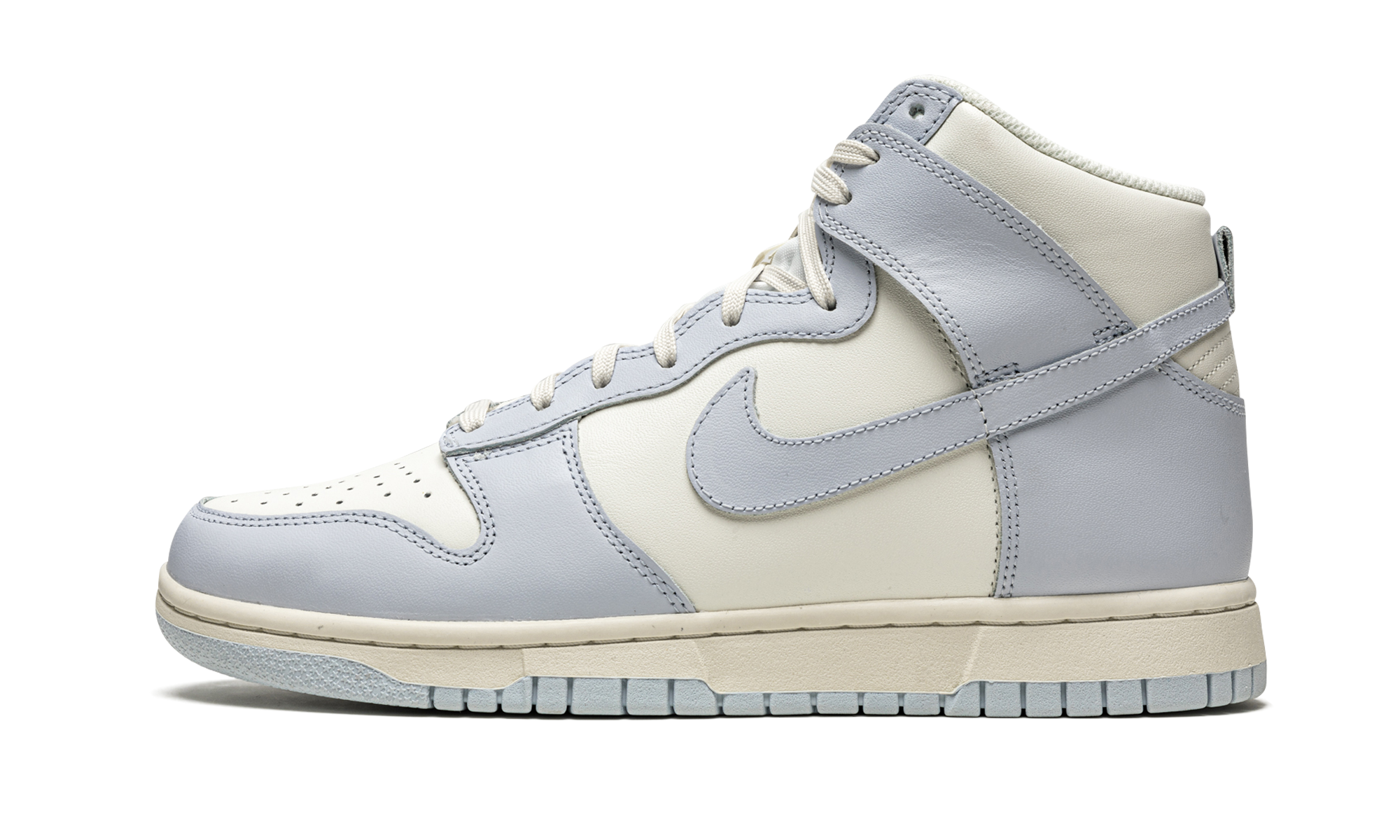 nike dunk high sail football grey women s+DD1869-102+diagnol right view 1