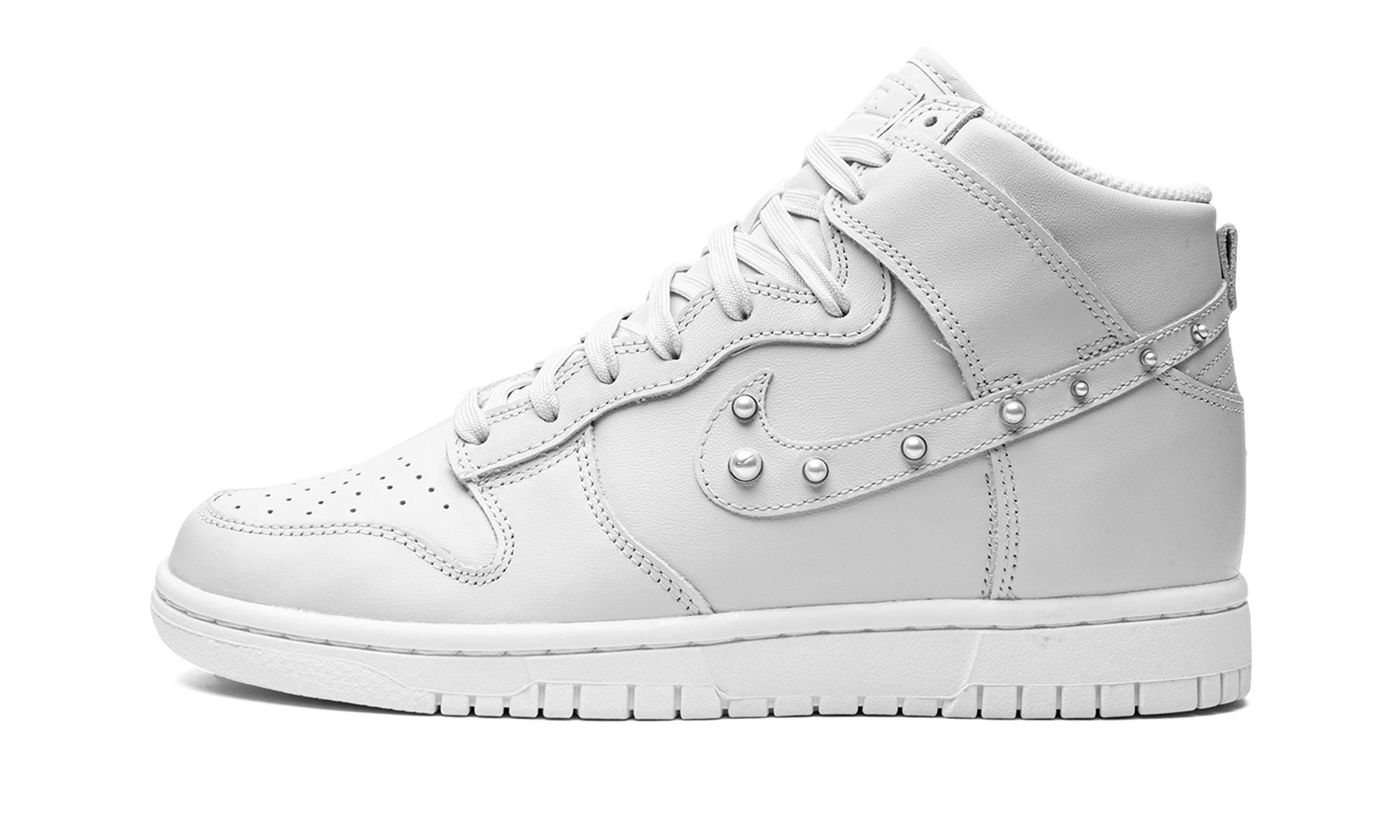 nike dunk high se pearl pure platinum women s+DR5488-001+diagnol right view 1