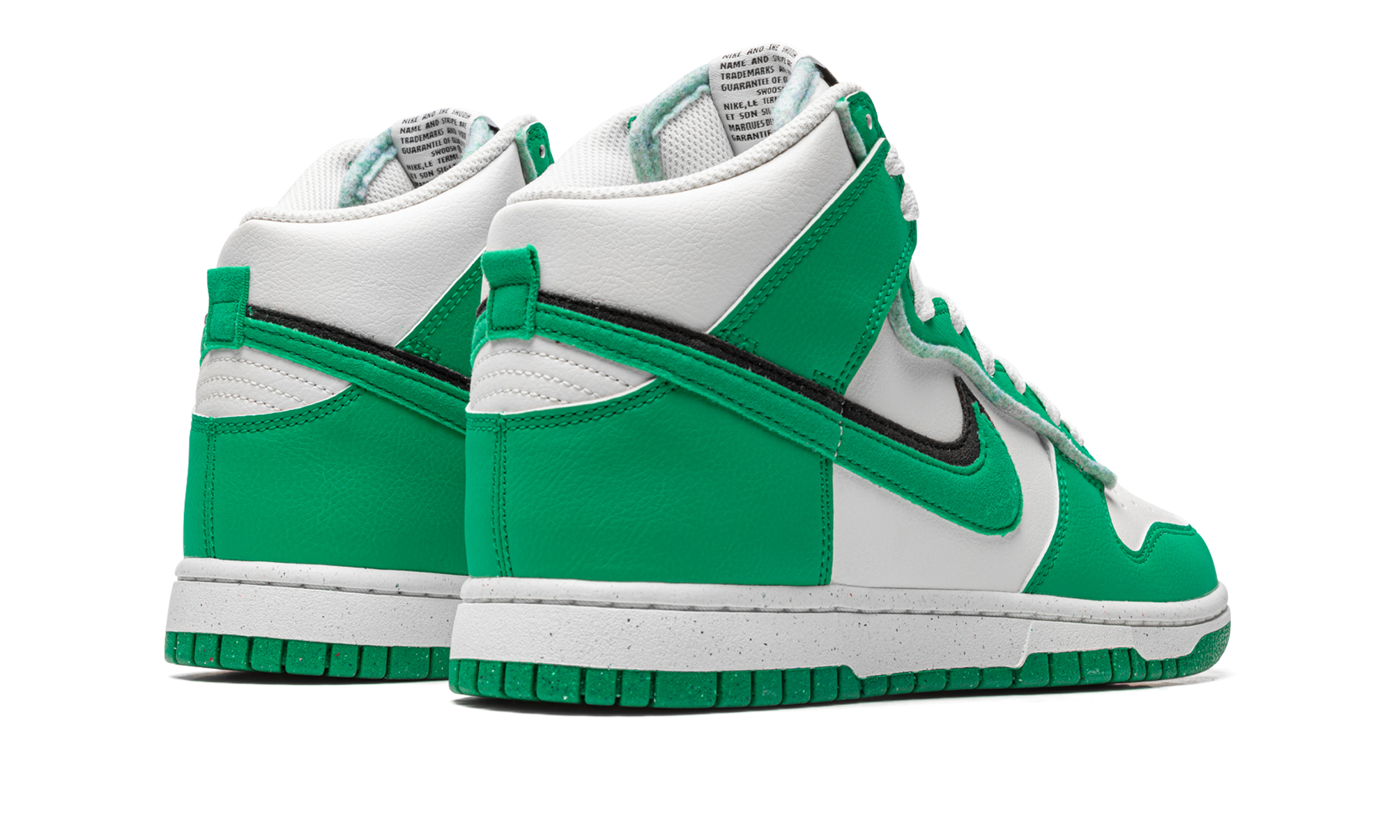 nike dunk high se stadium green+DO9775-001+diagnol right behind view