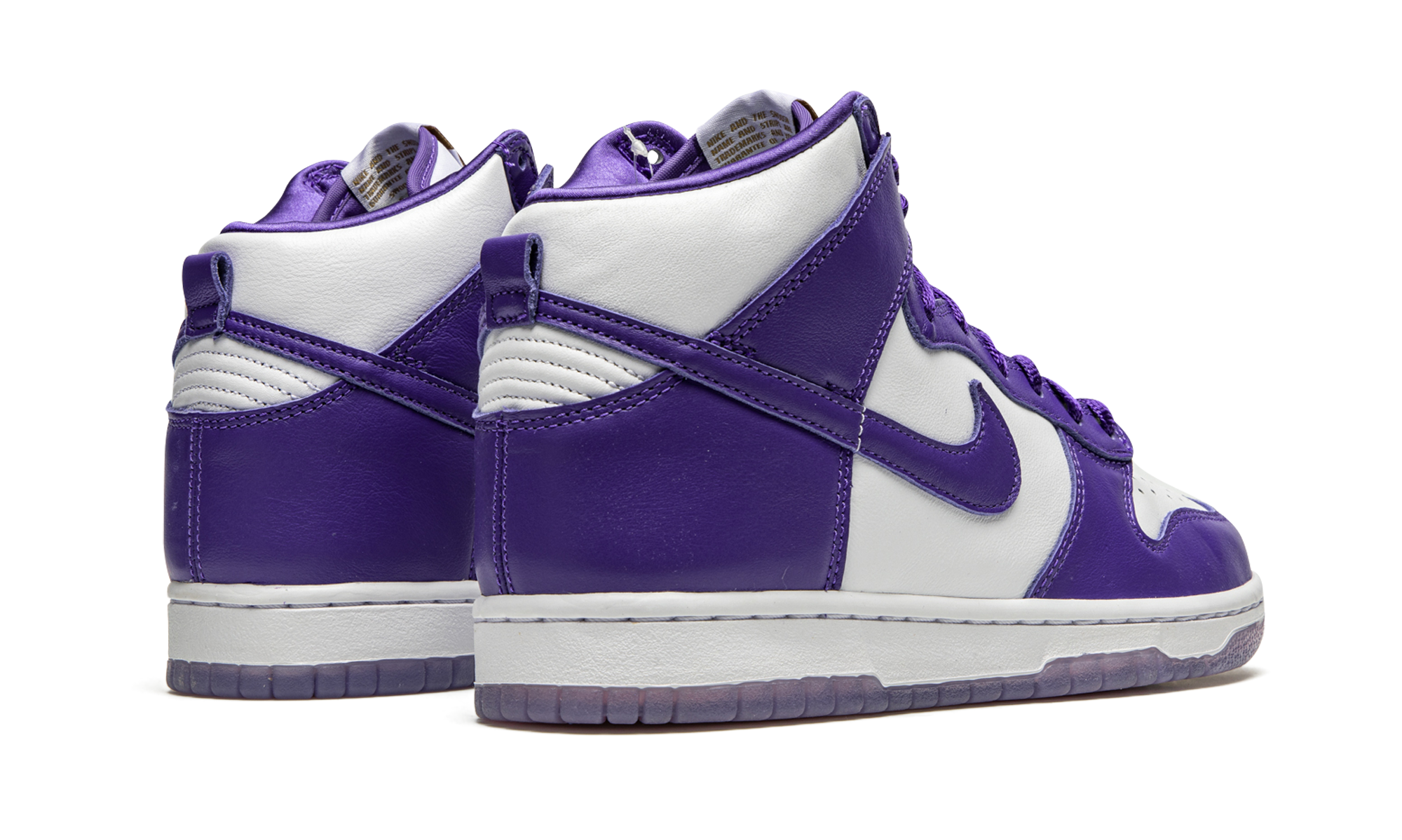 nike dunk high sp varsity purple women s+DC5382-100+diagnol right behind view
