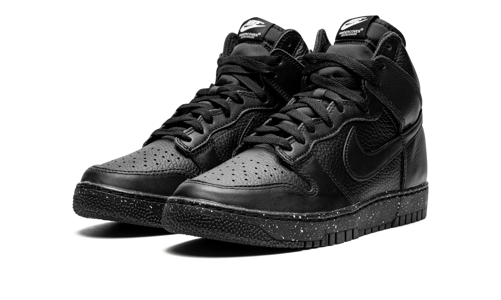 nike dunk high undercover chaos black+DQ4121-001+diagnol left view