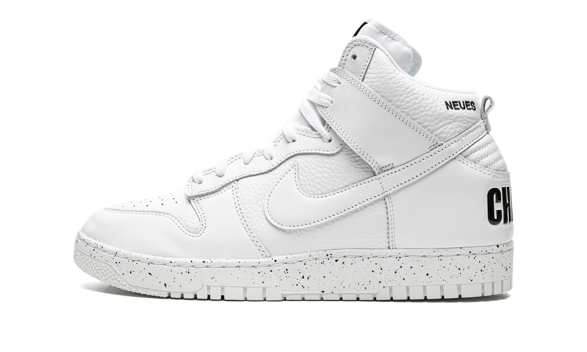 nike dunk high undercover chaos white+DQ4121-100+diagnol right view 1