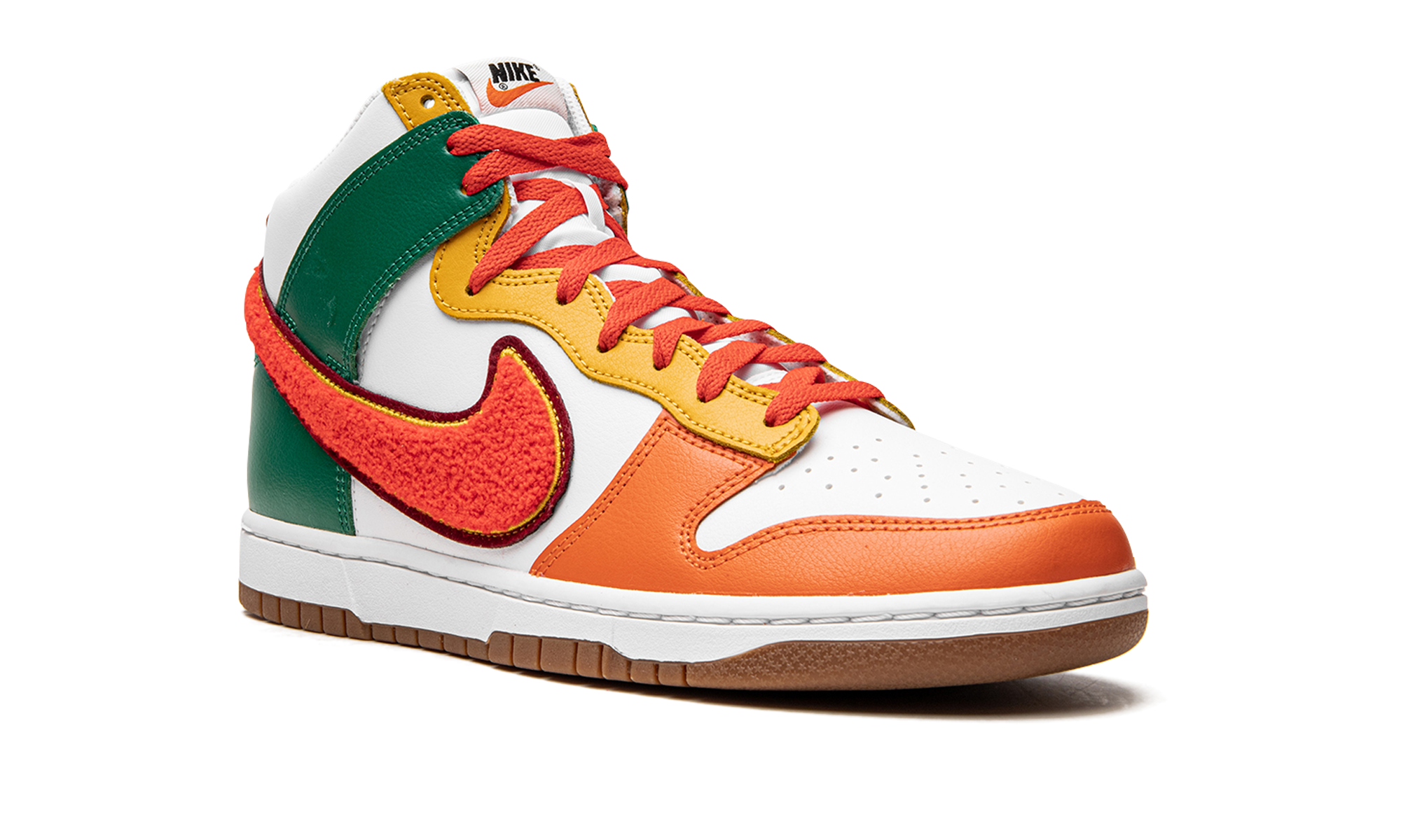 nike dunk high university 7 eleven+DR8805-100+diagnol right view