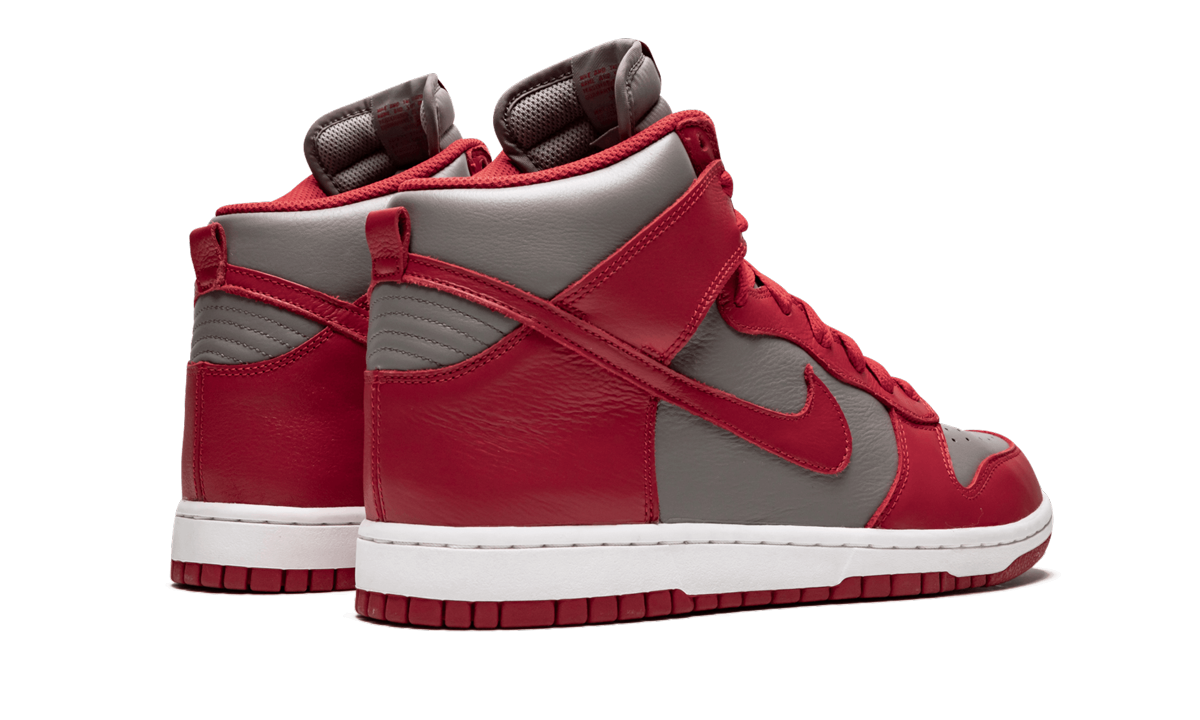nike dunk high unlv+850477-001+diagnol right behind view