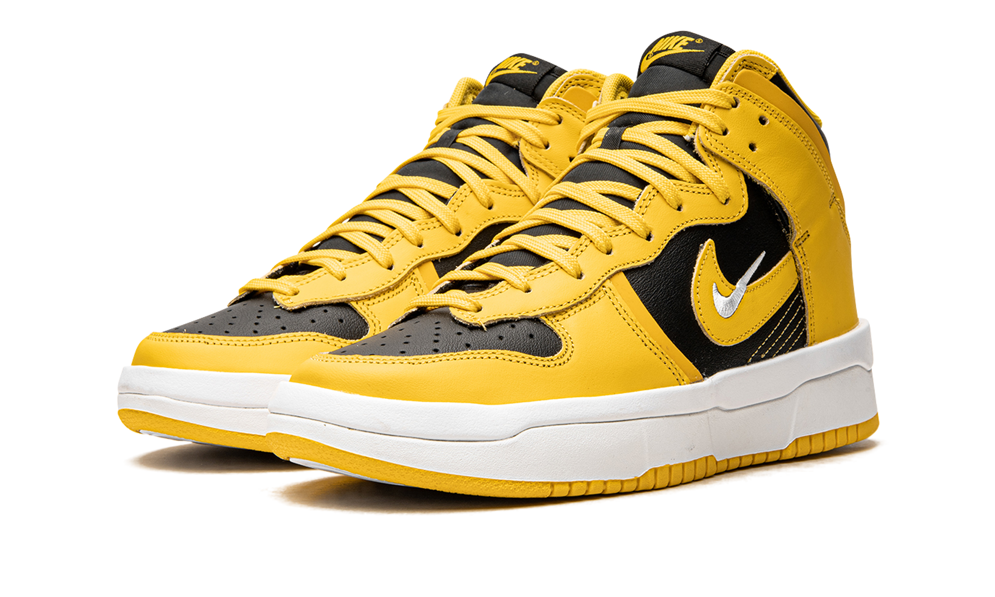 nike dunk high up varsity maize women s+DH3718-001+diagnol left view